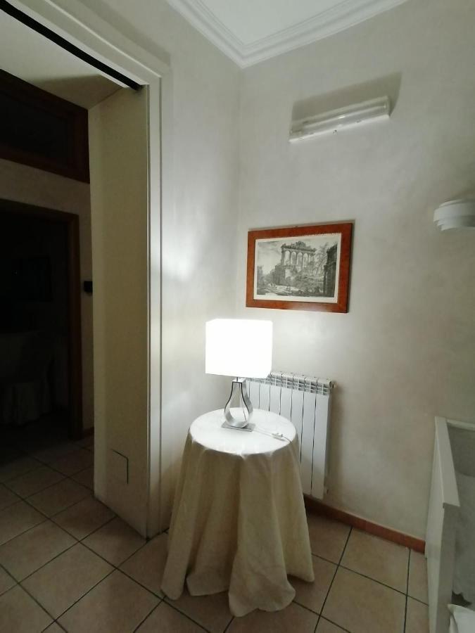 Apartment Julia Guesthouse Ρώμη Εξωτερικό φωτογραφία